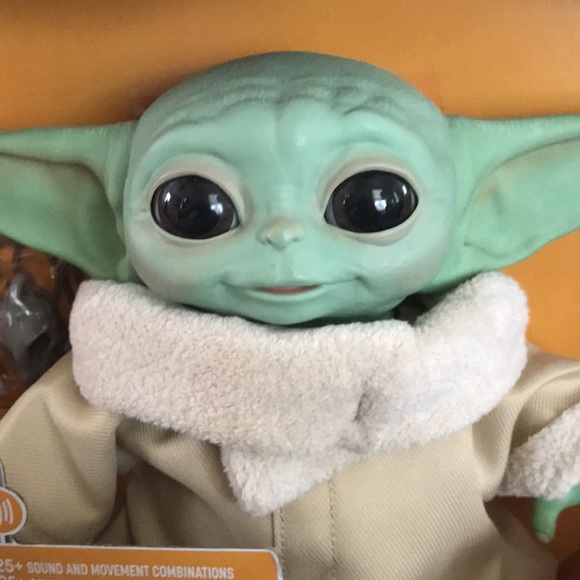 COPY - Star Wars Mandalorian the child animaTronic baby yoda - Picture 8 of 10